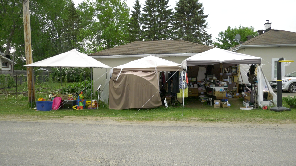 Kemptville Take and Give tent
