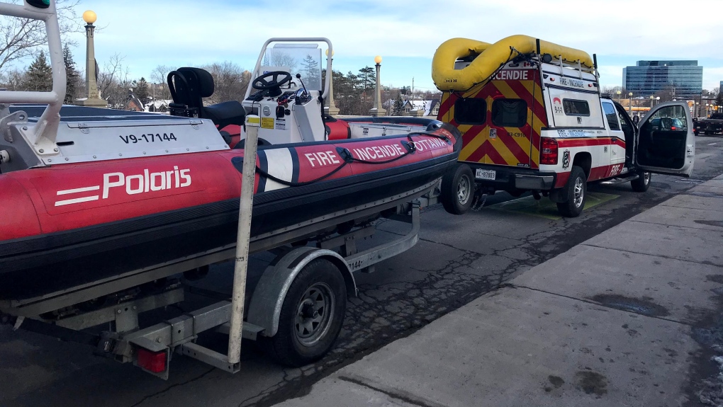 The Ottawa Fire Water Rescue Unit. (Photo courtesy: Twitter/OttFire) 