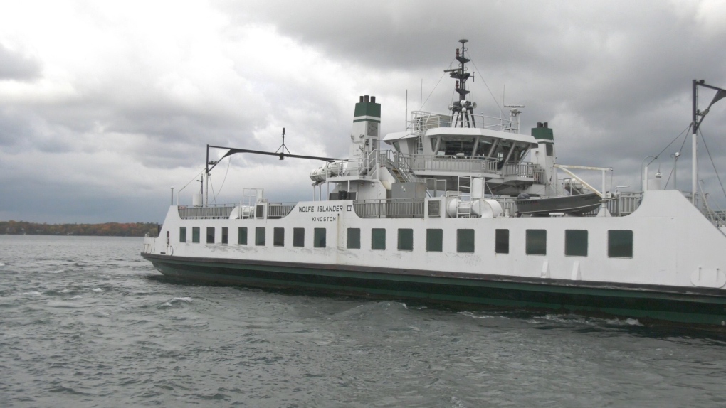 Wolfe Island Ferry to operate on schedule Sunday after troubled