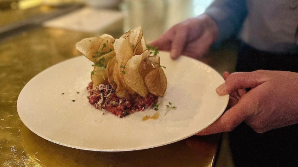 Beef tartare with truffle and potato chips at Riviera restaurant in Ottawa. (Instagram/dineriviera)
