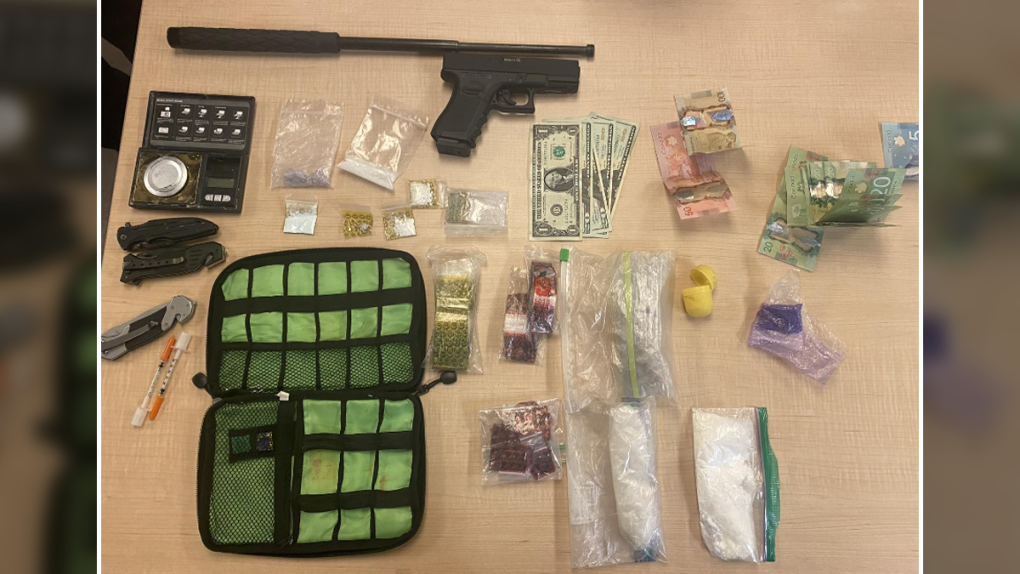 Kingston: Police Seize Weapons, Drugs After Traffic Stop | CTV News