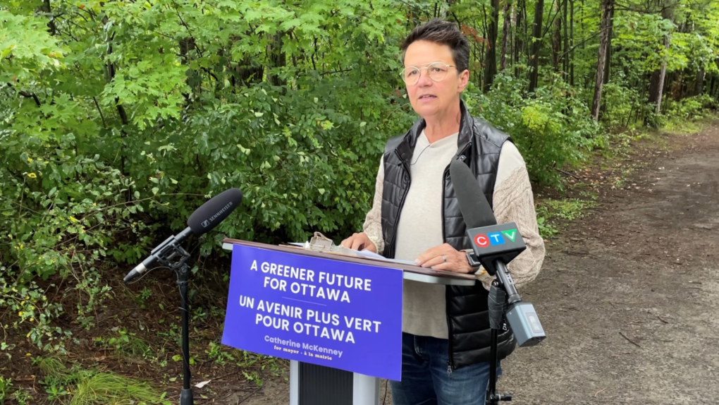 Catherine McKenney announces a plan to turn the Greenbelt into a national urban park if elected mayor of Ottawa. Sept. 20, 2022. (Dave Charbonneau/CTV News Ottawa)