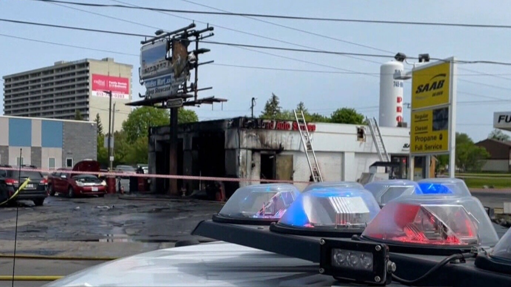 Large fire at Ottawa gas station