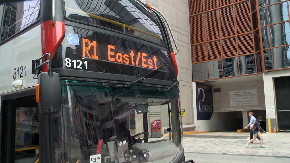 An R1 bus in Ottawa, which is used to replace service on the O-Train Line 1. (CTV News Ottawa)