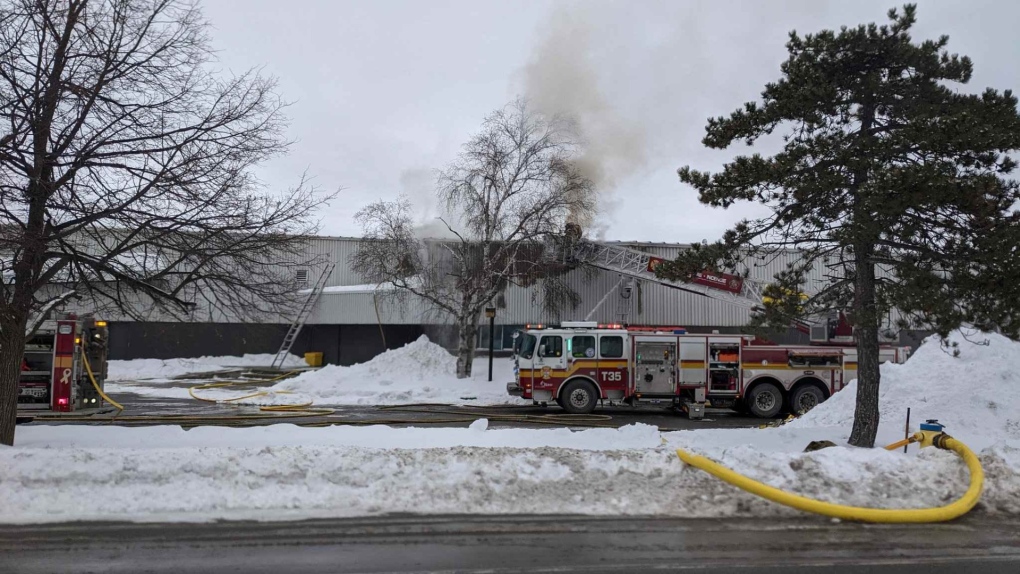 Ottawa Athletic Club: Firefighters put out blaze at former building ...