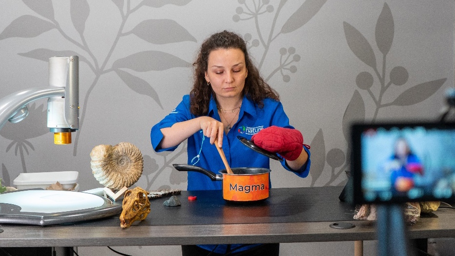 The Canadian Museum of Nature is now offering its virtual interactive workshops for free to all teachers across Canada. (The Canadian Museum of Nature / handout)