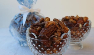 Roasted Sweet-Spicy Mixed Nuts