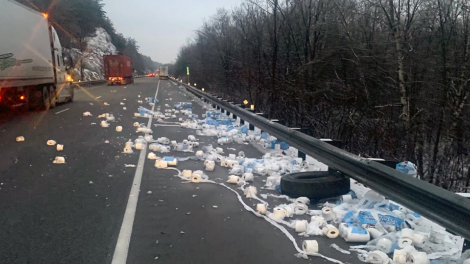 Toilet paper mess on Hwy 401