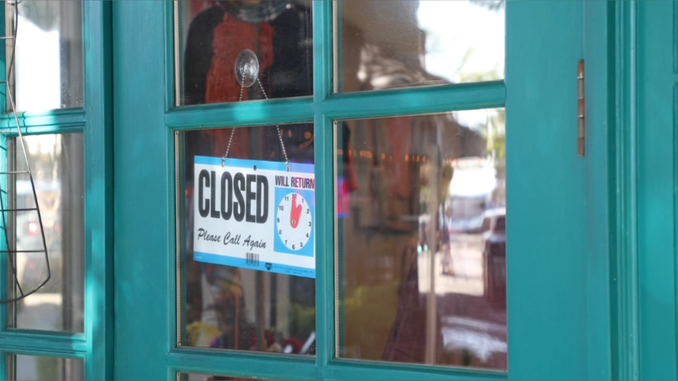 Closed sign Ottawa