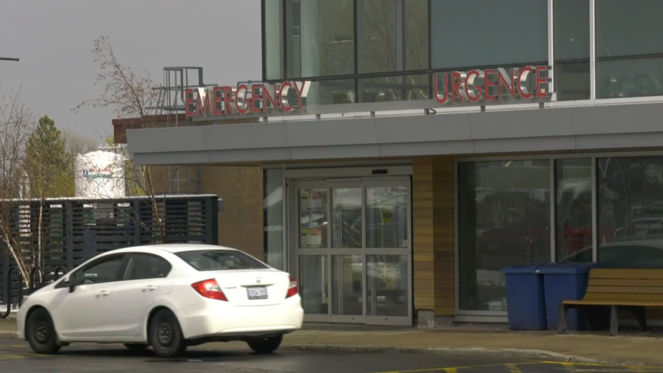 Cornwall Community Hospital entrance