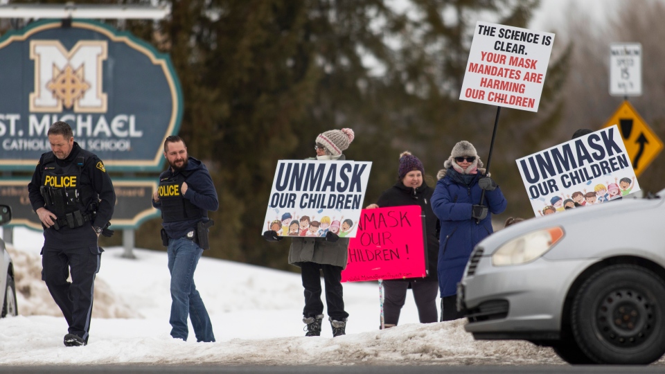 Protesters in Kemptville, Ont.