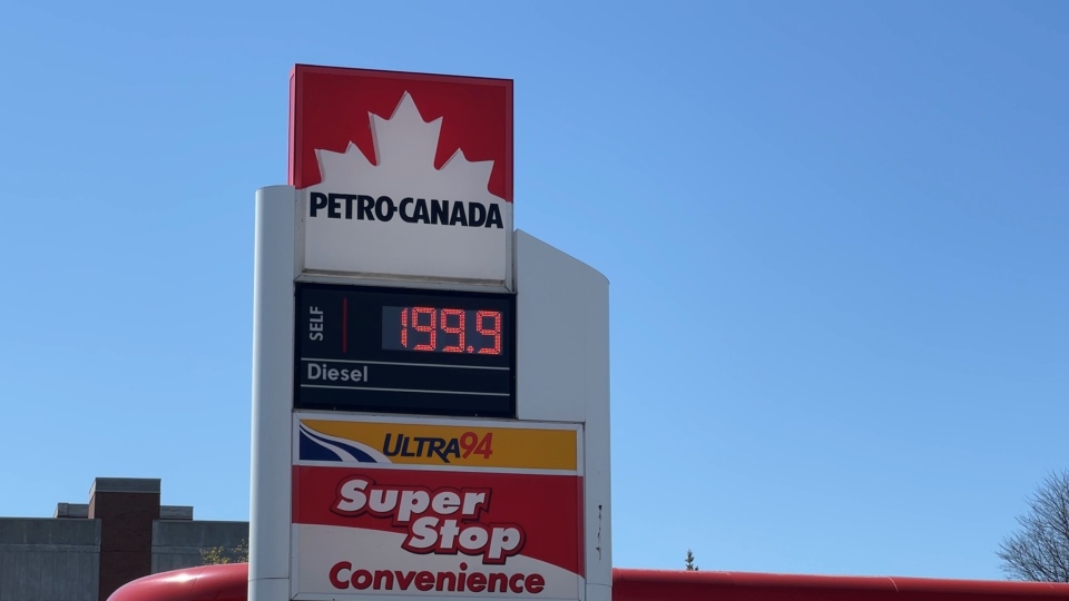 Gas 1t 199 Petro Can Ottawa